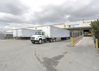 Plus de détails pour 3329-3345 NW 116th St, Miami, FL - Industriel/Logistique à louer