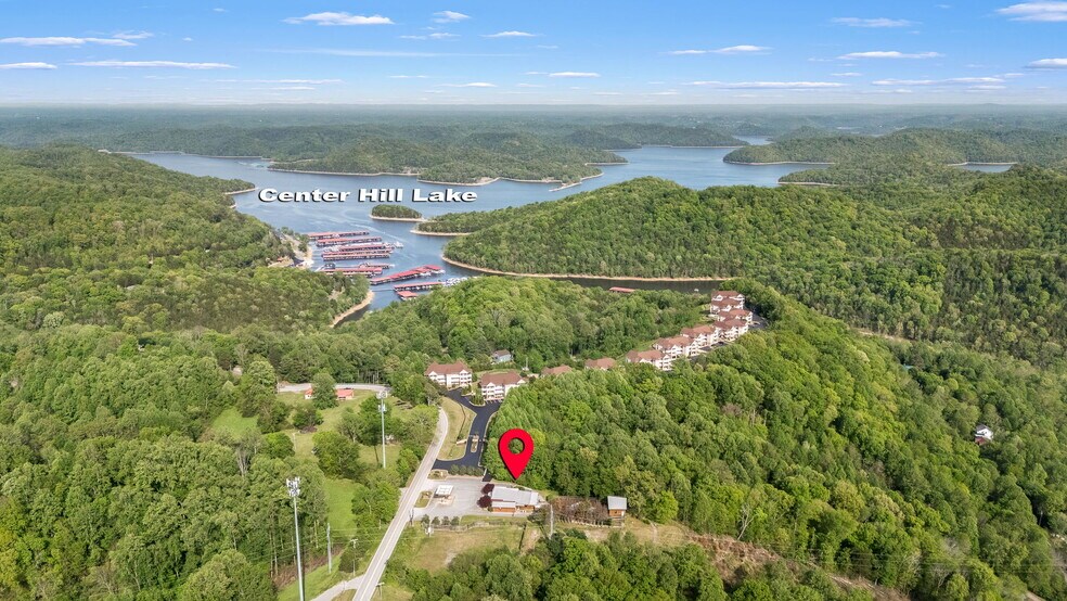 7080 Dale Ridge Rd, Lancaster, TN à vendre - Photo de l’immeuble – Image 2 sur 46