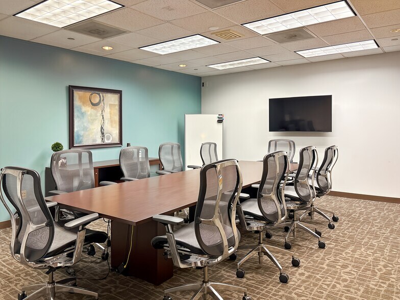 630 Freedom Business Center Dr, King Of Prussia, PA à louer - Photo intérieure – Image 2 sur 10