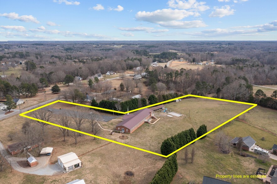 188 Wiggins Rd, Mooresville, NC à vendre - Aérien – Image 2 sur 23