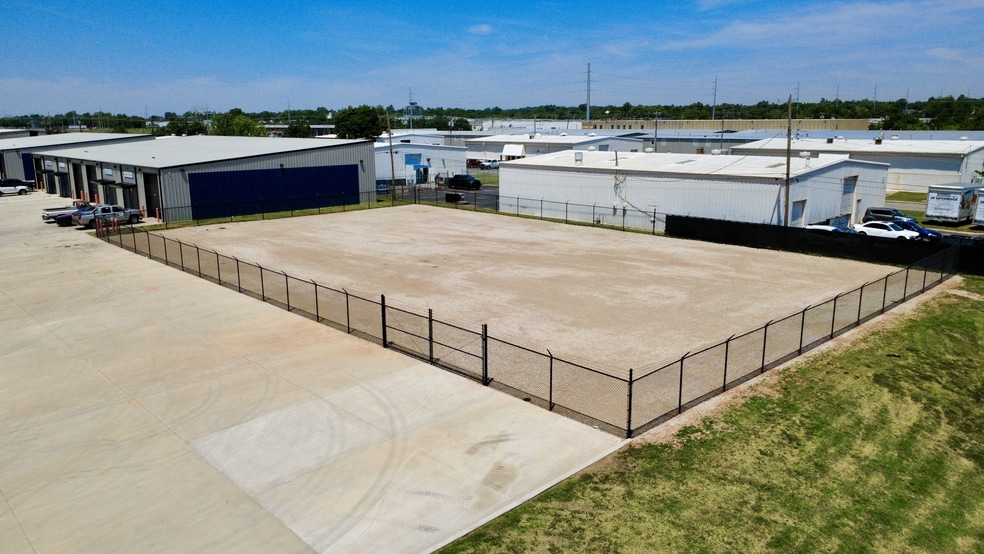 32 N Rockwell Ave, Oklahoma City, OK à louer - Aérien – Image 2 sur 5