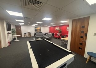 Perrywood Business Park, Redhill à louer Photo intérieure– Image 2 sur 3