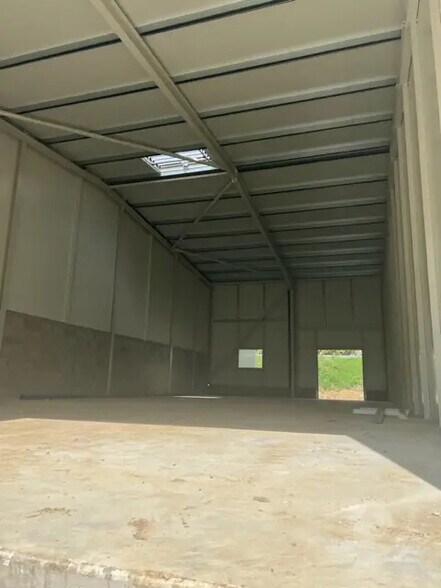 Industriel/Logistique dans Saint-Sorlin-de-Vienne à louer - Photo de l’immeuble – Image 1 sur 3