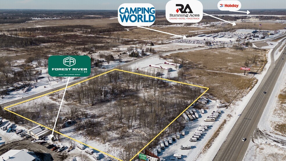 Terrain dans Columbus, MN à vendre - Aérien – Image 1 sur 8