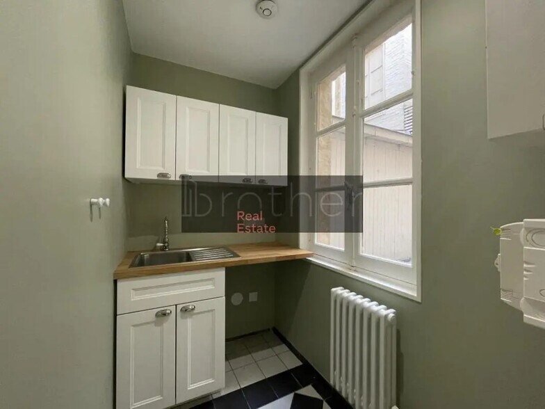 Bureau dans Bordeaux à louer - Photo de l’immeuble – Image 2 sur 8