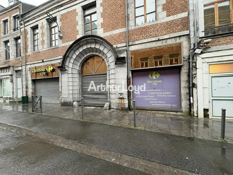 Local commercial dans Givet à louer Photo de l’immeuble– Image 1 sur 5