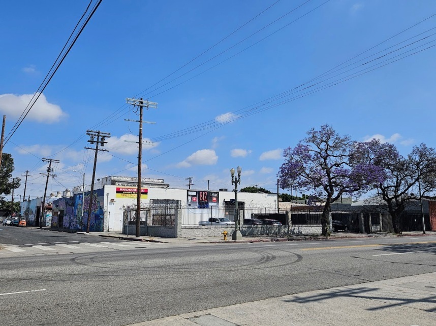 3300 S Broadway, Los Angeles, CA 90007 portefeuille de 2 biens à vendre sur LoopNet.fr Photo de l’immeuble– Image 1 sur 34