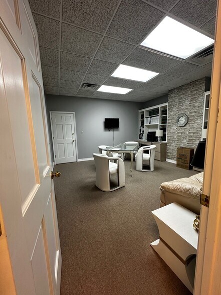 3810 S Highway 27, Somerset, KY à louer - Photo de l’immeuble – Image 3 sur 12