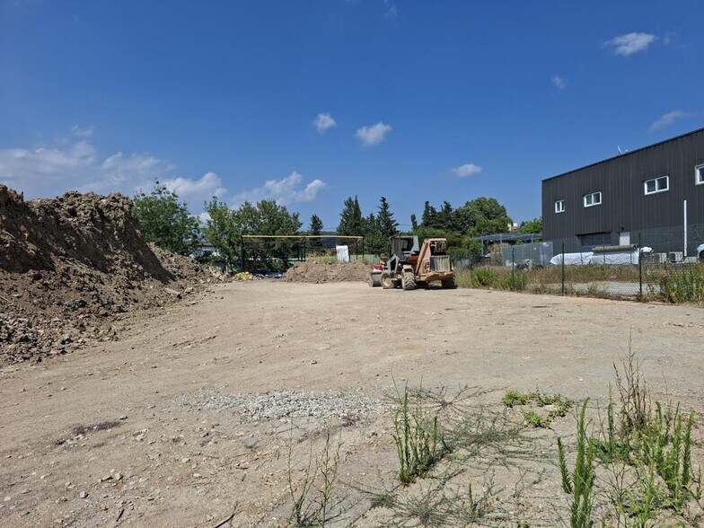 Terrain dans Mougins à louer - Photo de la construction – Image 2 sur 2