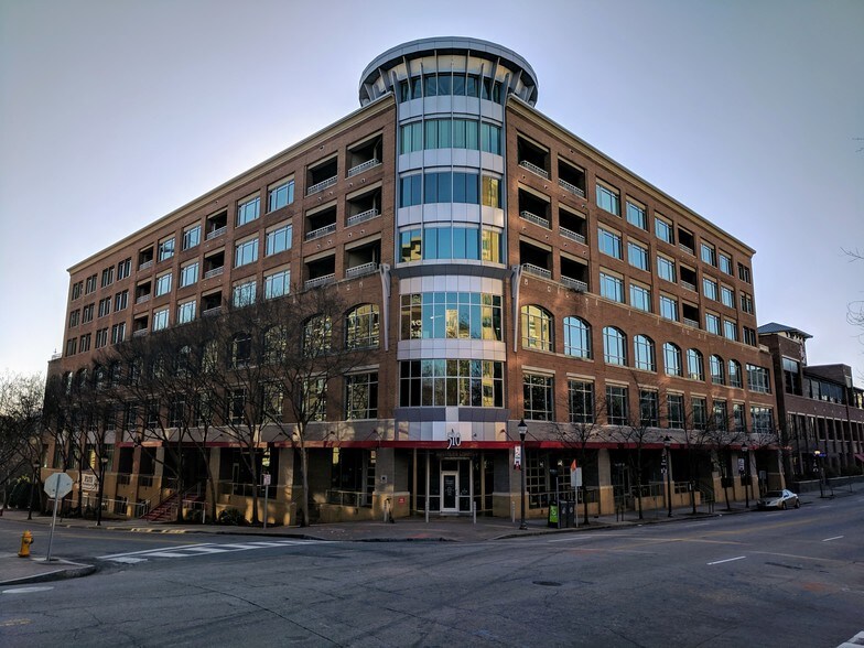 510 Glenwood Ave, Raleigh, NC à louer - Photo de l’immeuble – Image 2 sur 8