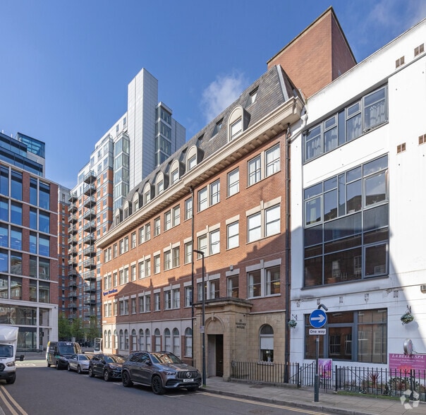 Britannia St, Leeds à louer - Photo de l’immeuble – Image 2 sur 3