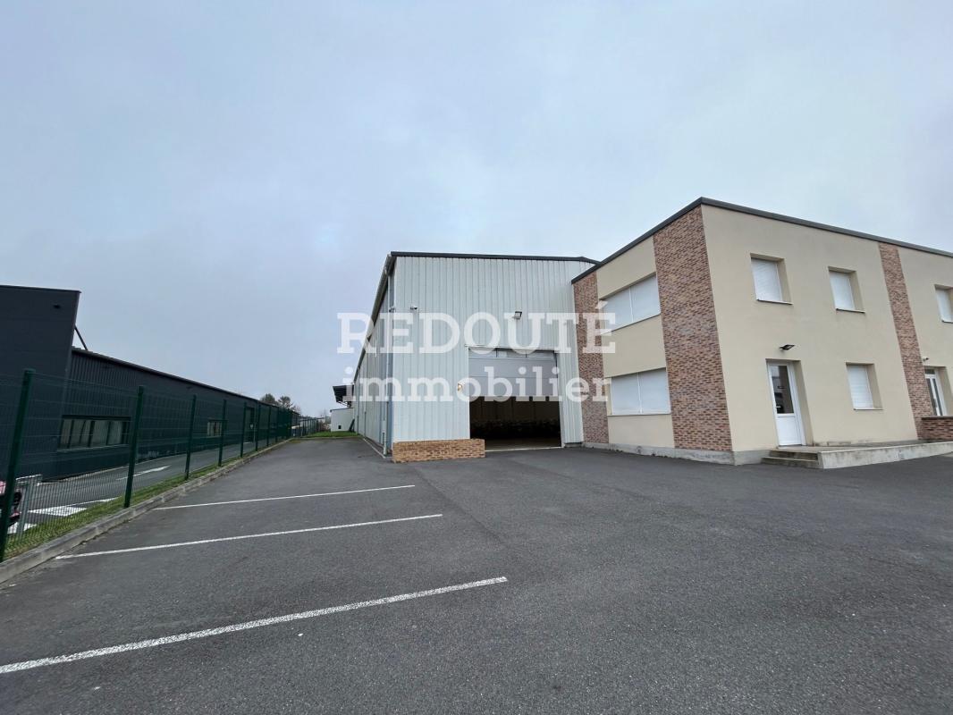 Industriel/Logistique dans Bezannes à louer Photo de l’immeuble– Image 1 sur 8