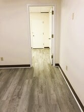 45 E Main St, Freehold, NJ à louer Photo intérieure– Image 1 sur 3