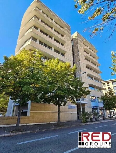 Bureau dans Aix-en-Provence à louer - Photo de l’immeuble – Image 1 sur 4