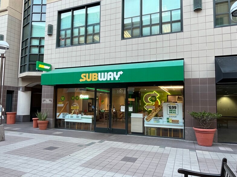 499 14th St, Oakland, CA à louer - Photo de l’immeuble – Image 3 sur 39