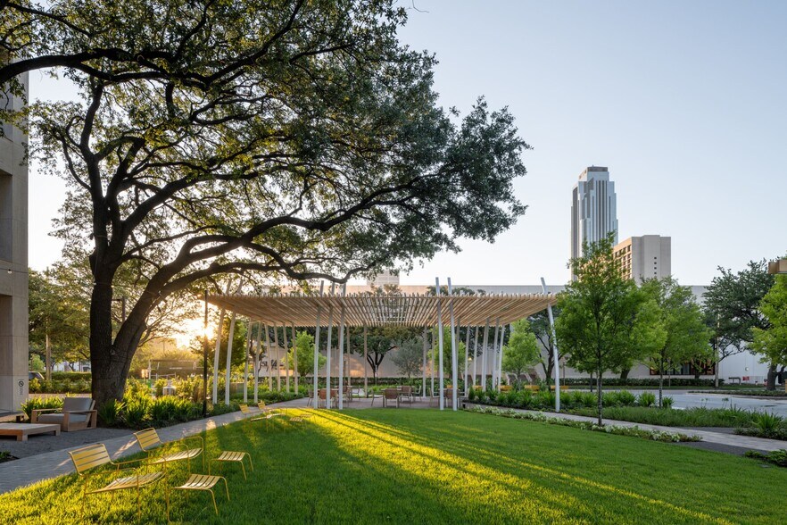 5333 Westheimer Rd, Houston, TX à louer - Photo de l’immeuble – Image 3 sur 23