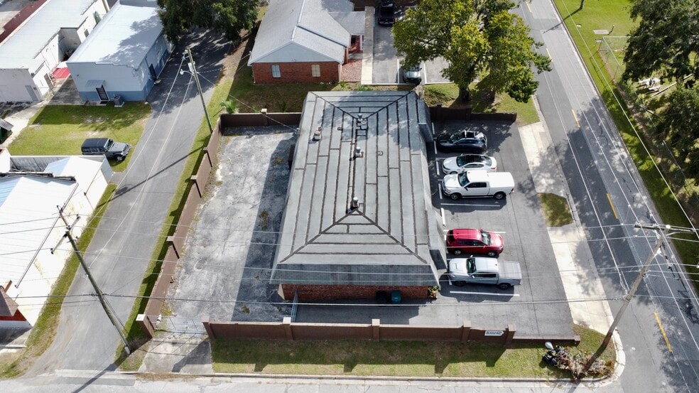 411 NW 1st Ave, Ocala, FL à vendre - Photo de l’immeuble – Image 3 sur 15