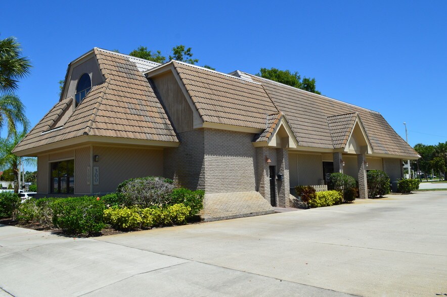 300 E New Haven Ave, Melbourne, FL à vendre - Photo de l’immeuble – Image 3 sur 72