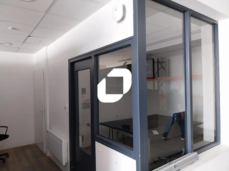 Local d’activités dans Couëron à louer - Photo intérieure – Image 3 sur 7