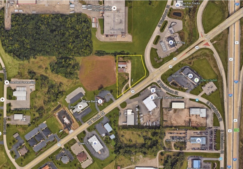 2224 State Road 44, Oshkosh, WI à louer - Photo principale – Image 1 sur 1
