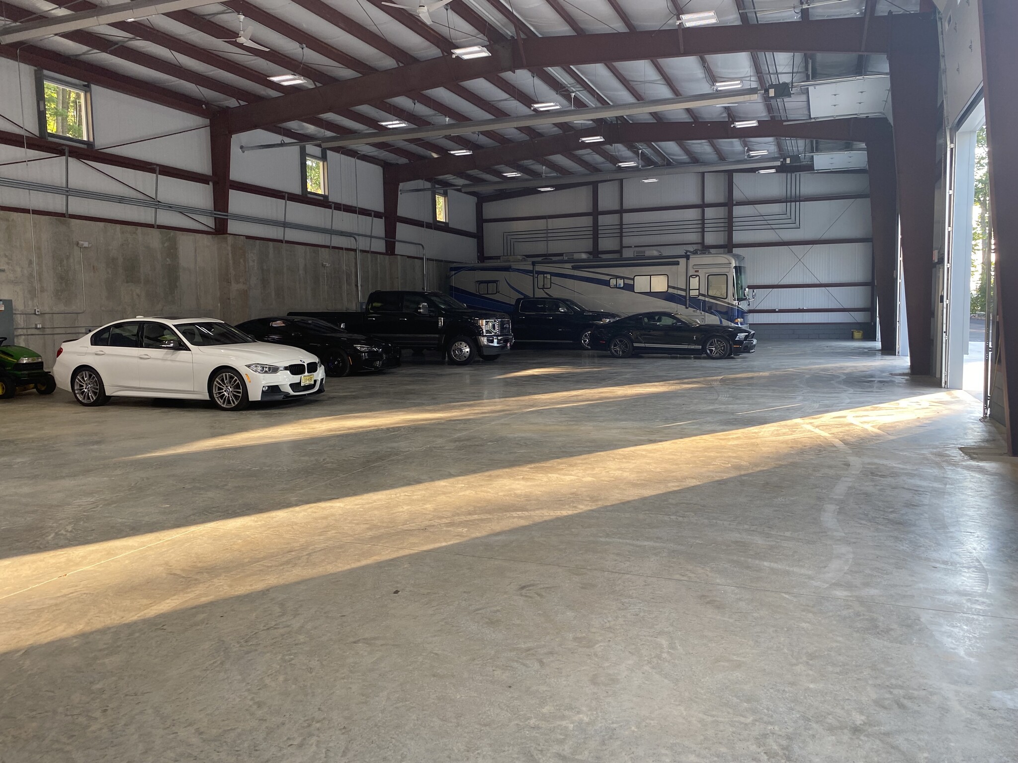 173 Stanhope Sparta Rd, Andover, NJ à louer Photo intérieure– Image 1 sur 2