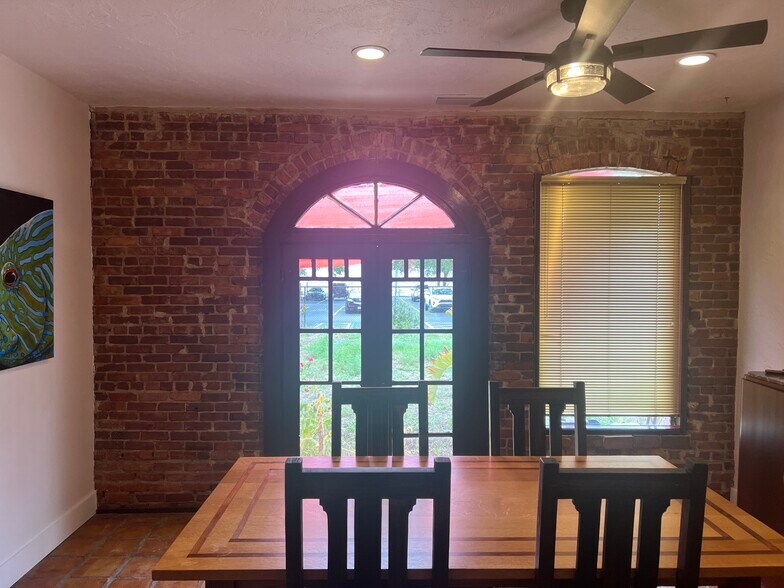 856 2nd Ave N, Saint Petersburg, FL à vendre - Photo de l’immeuble – Image 3 sur 8