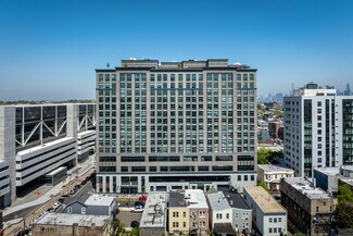 Plus de détails pour 32 Oakland Ave, Jersey City, NJ - Bureau/Local commercial à louer