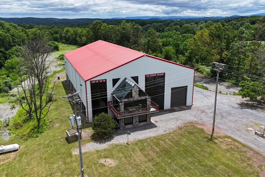 3771 Pleasant Grove Rd, Warfordsburg, PA à vendre - Photo de l’immeuble – Image 3 sur 24