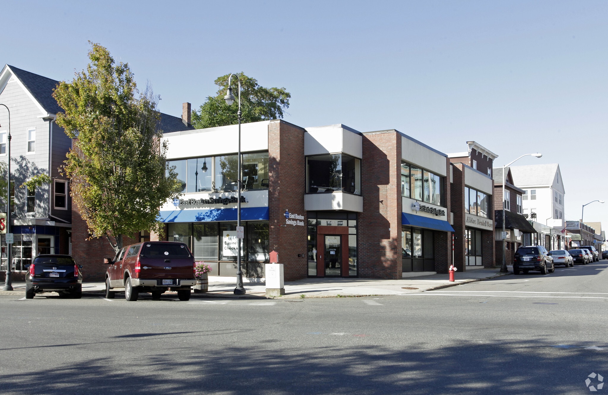 381 Main St, Wakefield, MA à louer Photo principale– Image 1 sur 16