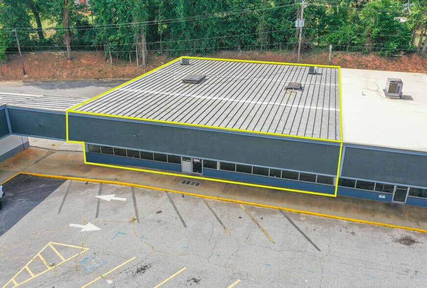 700 E Shockley Ferry Rd, Anderson, SC à louer - Photo de l’immeuble – Image 1 sur 7