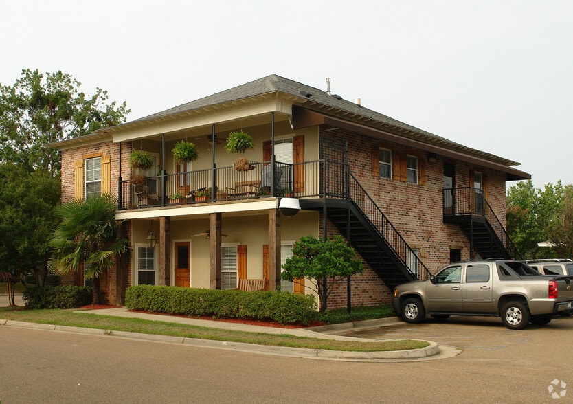 40 Northtown Dr, Jackson, MS à louer - Photo principale – Image 1 sur 22
