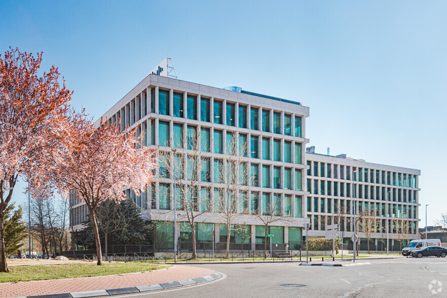 Avenida Vega, 15, Alcobendas, Madrid à louer - Photo de l’immeuble – Image 2 sur 6