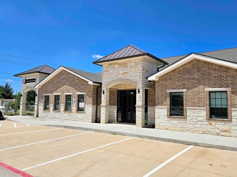 12500 Lebanon Rd, Frisco, TX à louer - Photo de l’immeuble – Image 1 sur 5