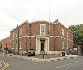 Plus de détails pour 85 Lower Watergate St, Chester - Bureau à louer