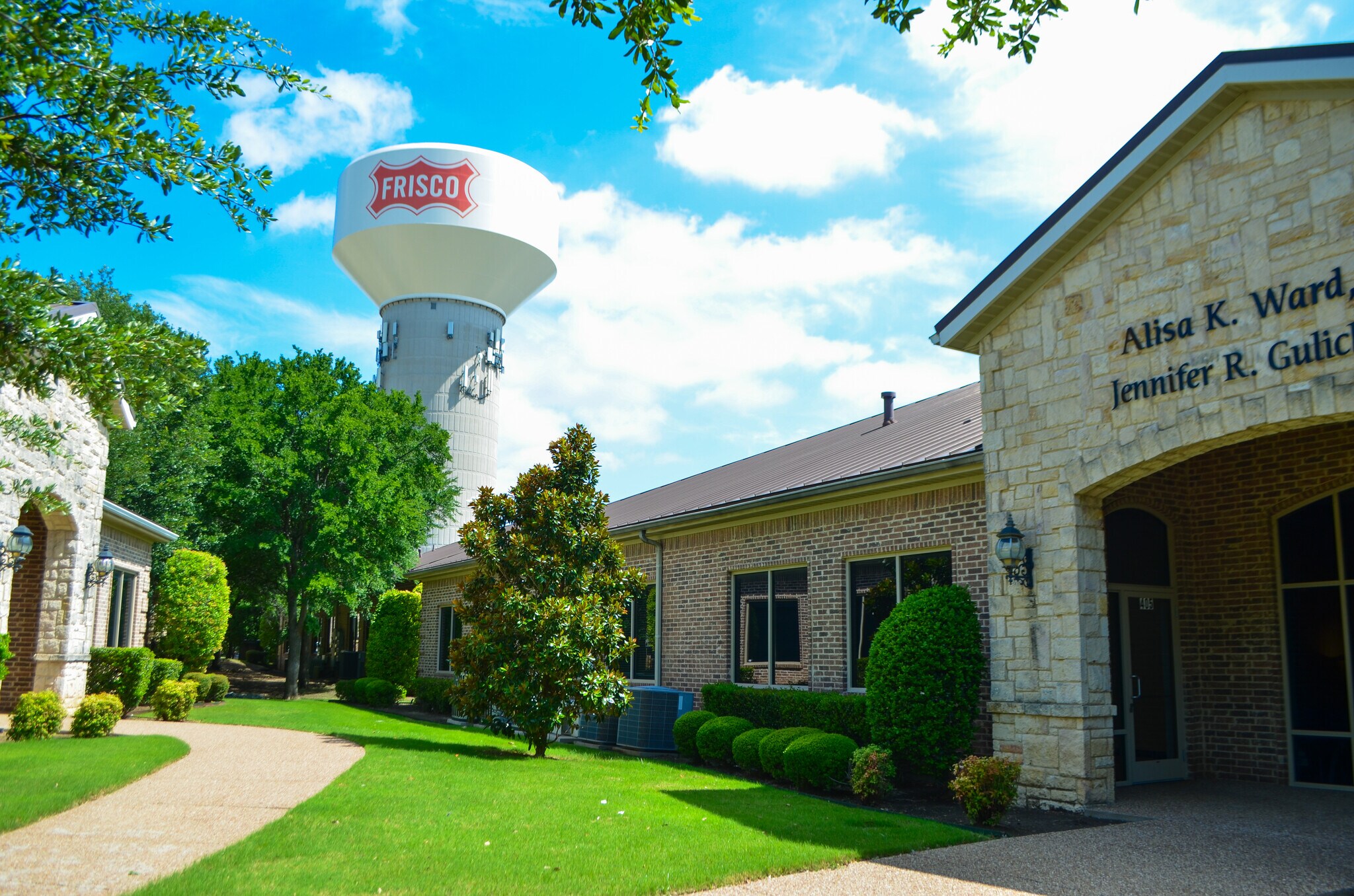 3880 Parkwood Blvd, Frisco, TX à louer Photo de l’immeuble– Image 1 sur 12