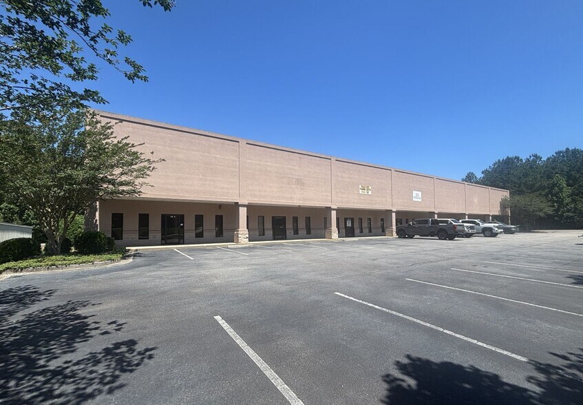 115 Enterprise Dr, Pendergrass, GA à louer - Photo de l’immeuble – Image 1 sur 4