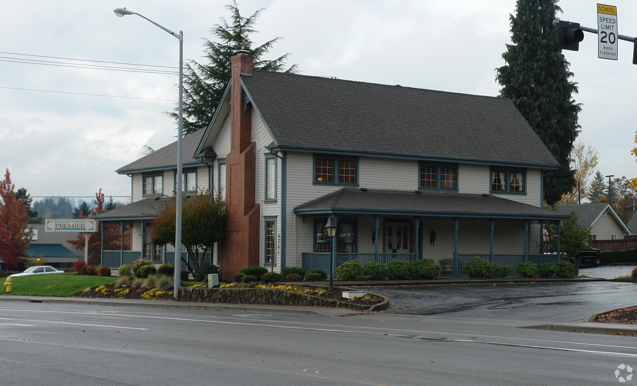 4741 Liberty Rd S, Salem, OR à louer Photo principale– Image 1 sur 8