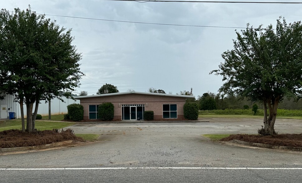 103 Industrial Park Dr, Perry, GA à louer - Photo de l’immeuble – Image 3 sur 26
