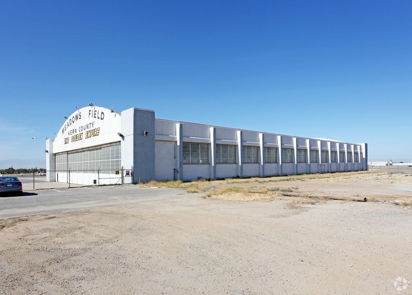 1201 Skyway Dr, Bakersfield, CA à vendre - Photo de l’immeuble – Image 1 sur 1