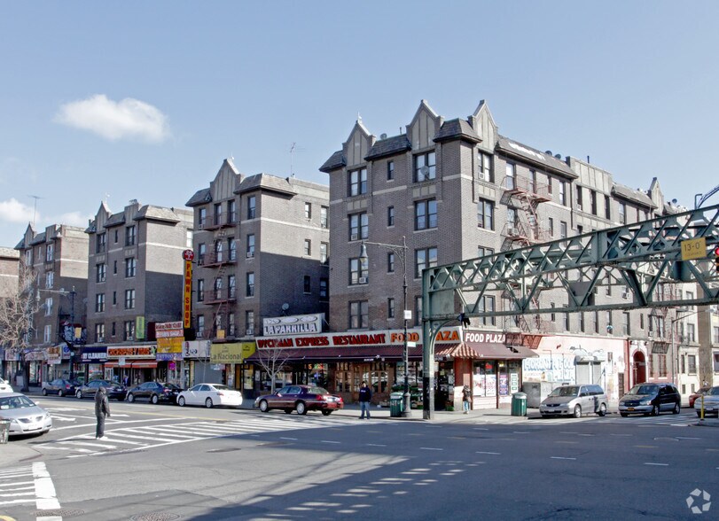 101-111 Dyckman St, New York, NY à louer - Photo de l’immeuble – Image 3 sur 4