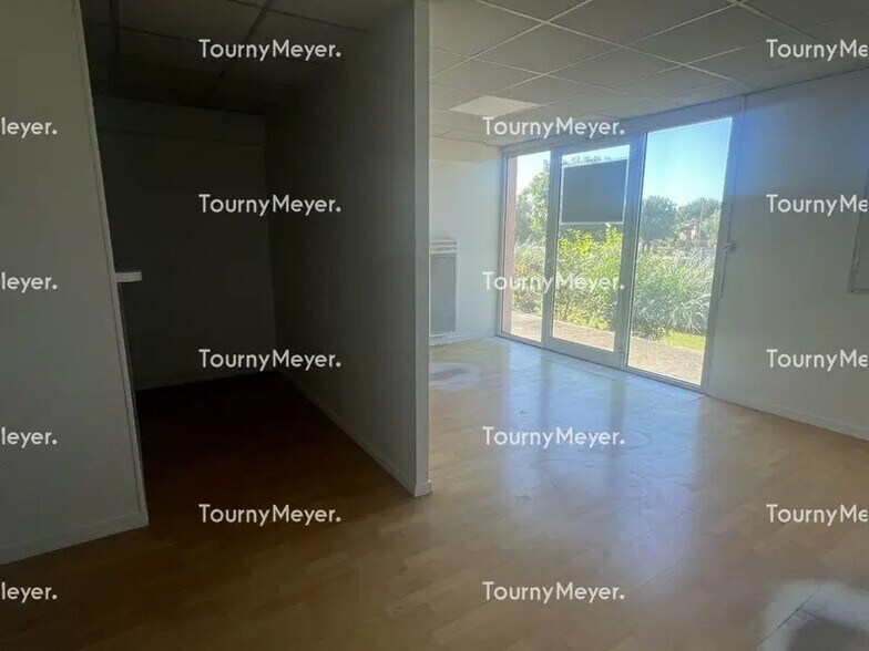Bureau dans Bayonne à louer - Photo de l’immeuble – Image 3 sur 18