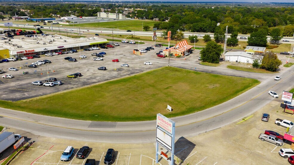 215 Hall Road, Seagoville, TX à vendre - Photo de l’immeuble – Image 3 sur 5