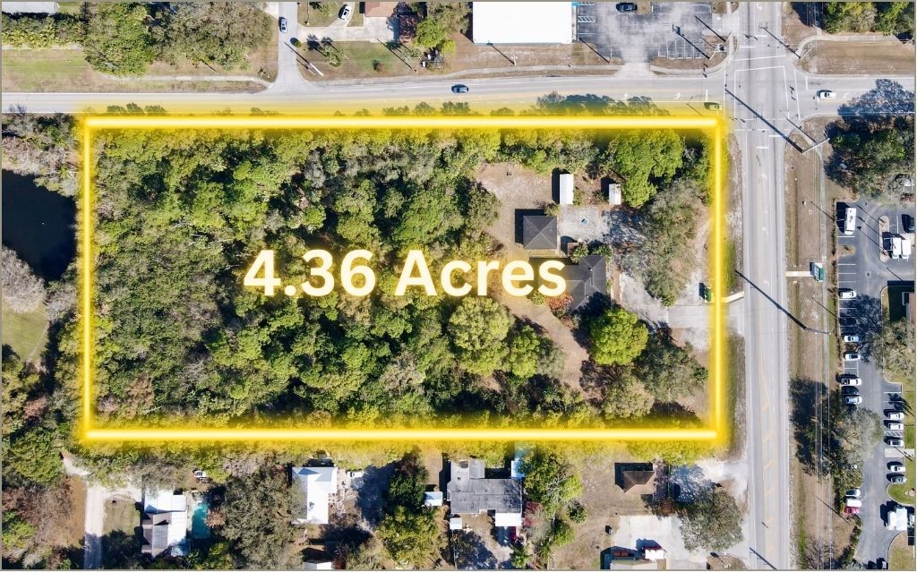505 27th Ave SW, Vero Beach, FL à vendre Photo de l’immeuble– Image 1 sur 7