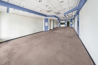1403-1493 E Franklin Blvd, Gastonia, NC à louer Photo intérieure– Image 1 sur 11