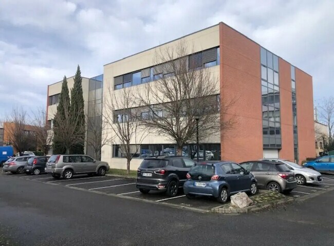 Plus de détails pour Bureau à louer