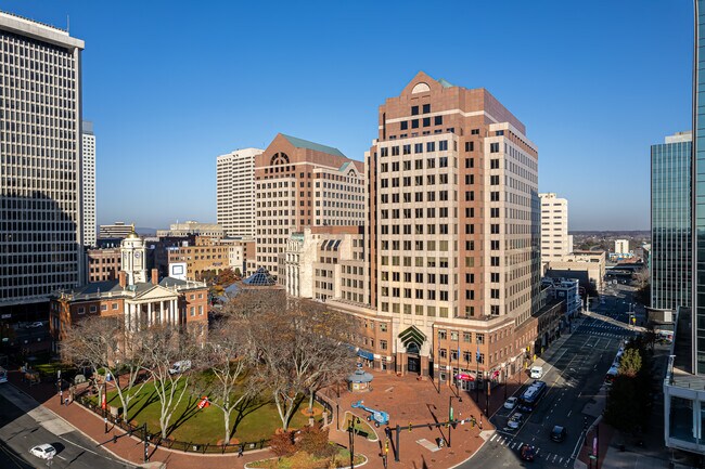 Plus de détails pour 90 State House Sq, Hartford, CT - Différents types d’espaces à louer