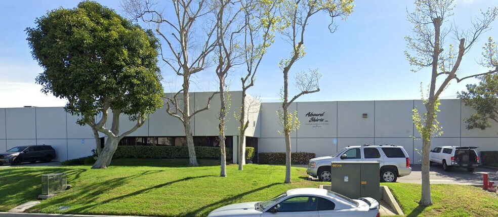 16752-16782 Burke Ln, Huntington Beach, CA à louer - Photo de l’immeuble – Image 1 sur 8