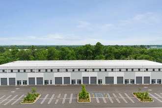 115 River Road, Flemington, NJ à louer Photo de l’immeuble– Image 1 sur 6