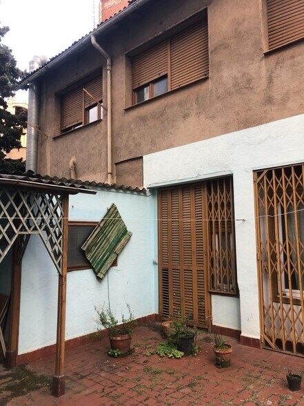 Immeuble residentiel dans Manresa, Barcelona à vendre - Photo de l’immeuble – Image 3 sur 28