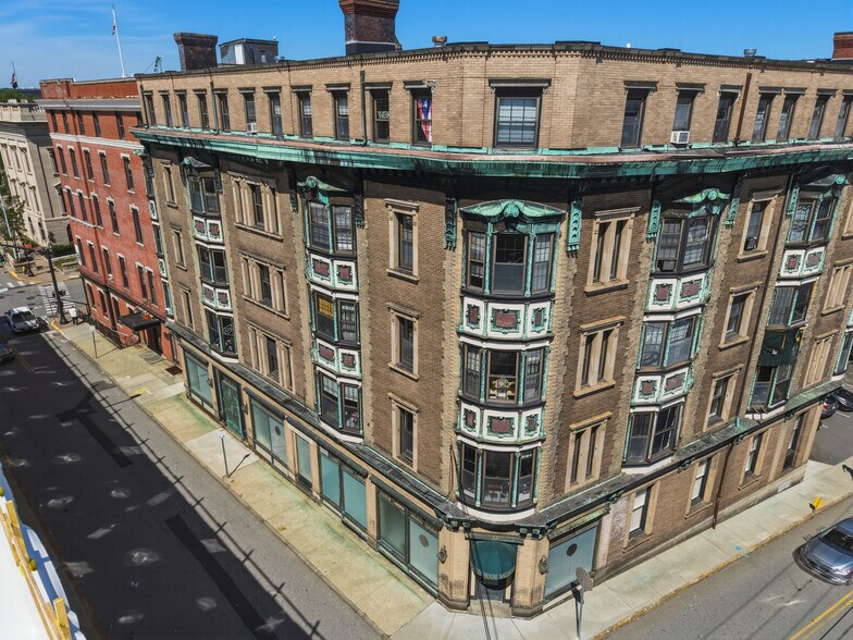 35 Union St, New London, CT à vendre - Photo de l’immeuble – Image 2 sur 39